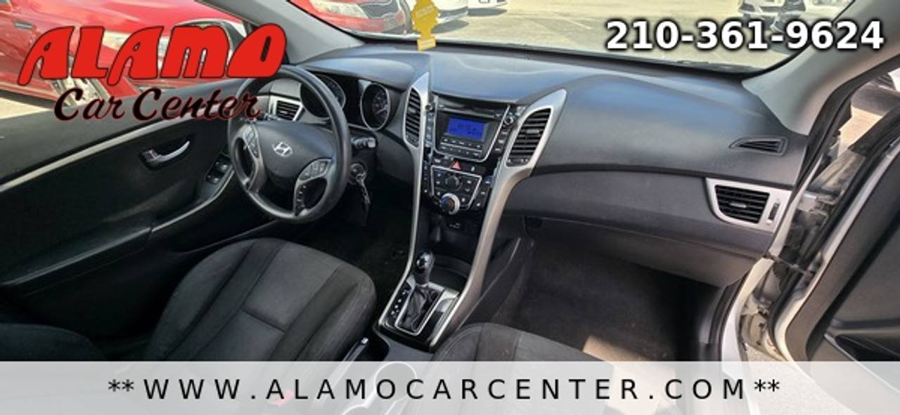 Used 2016 Hyundai Elantra GT FWD image 15