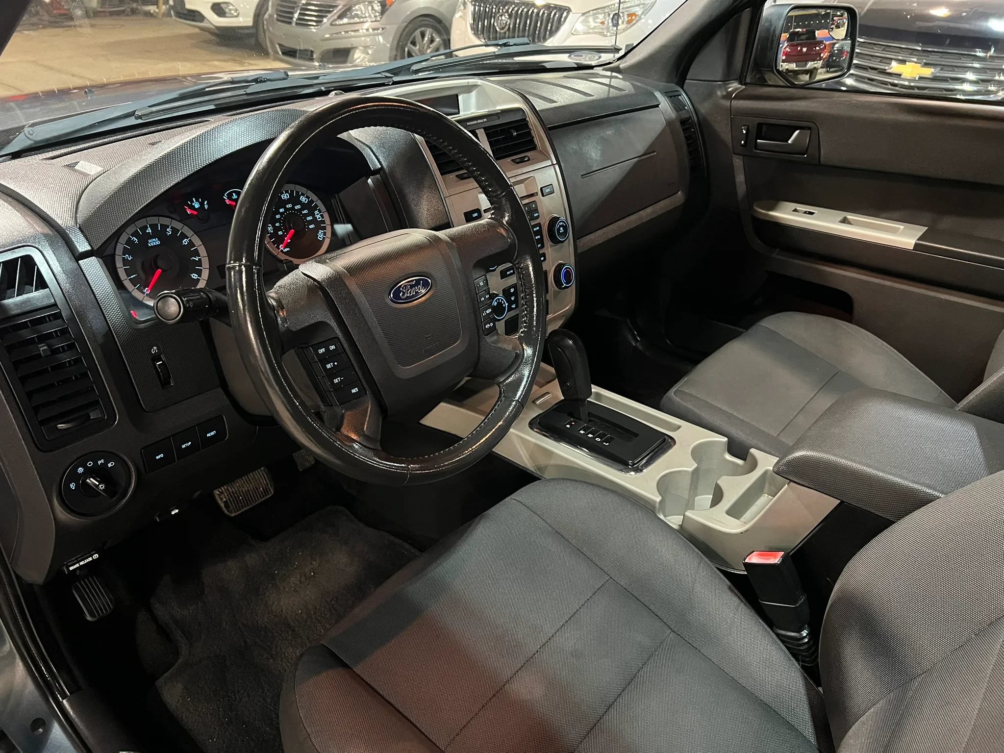 Used 2011 Ford Escape XLT w/ 202A Rapid Spec Order Code AWD/4WD image 9