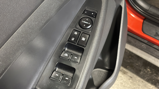 Used 2017 Hyundai Tucson Sport AWD/4WD image 21