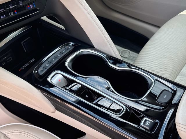 Certified 2023 Buick Envision Avenir AWD/4WD image 30