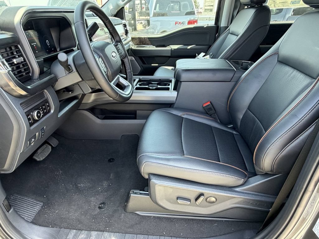 New 2026 Ford F250 Lariat w/ FX4 Off-Road Package AWD/4WD image 25