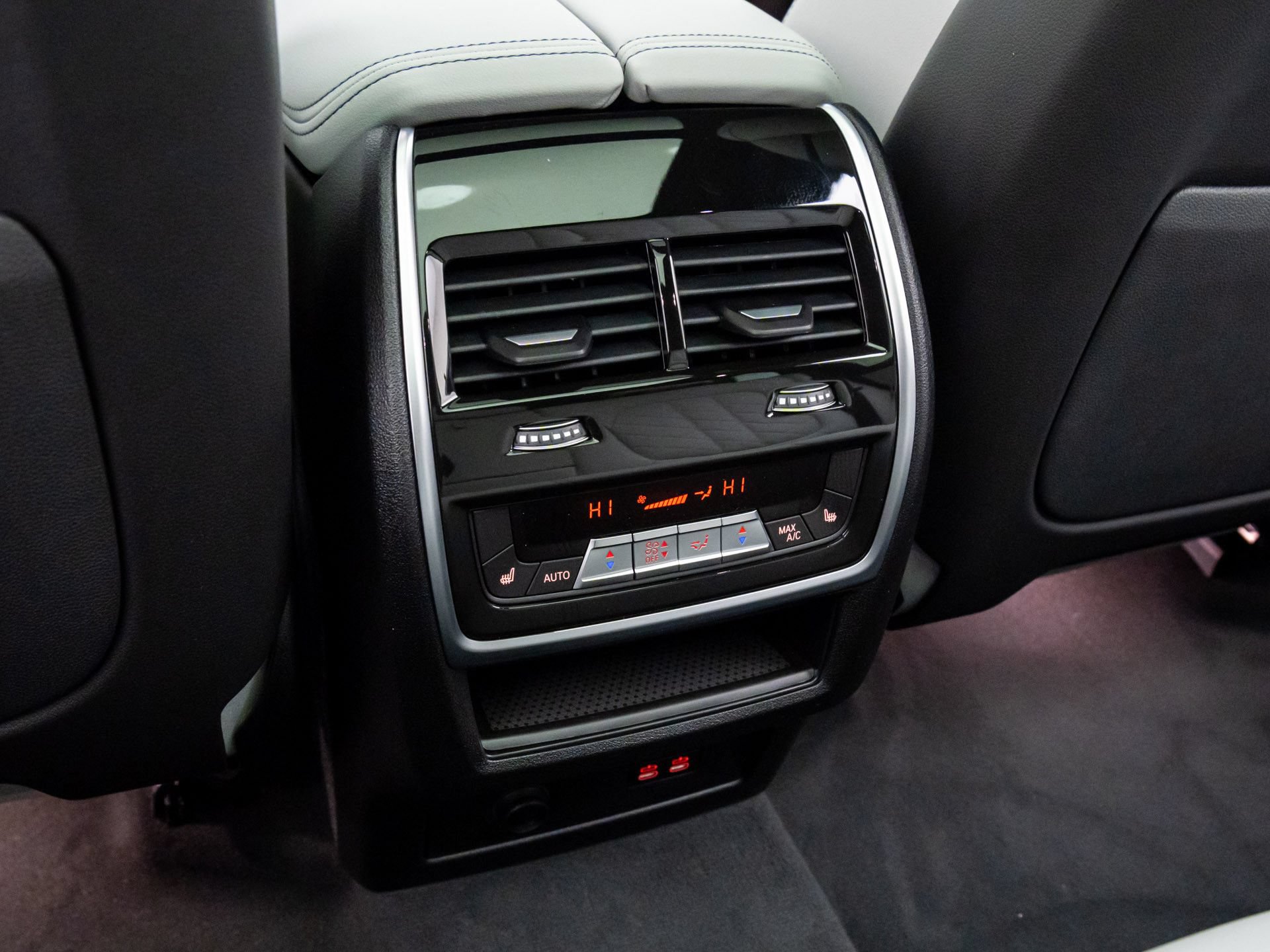 Used 2026 BMW X5 M60i w/ Executive Package AWD/4WD image 22