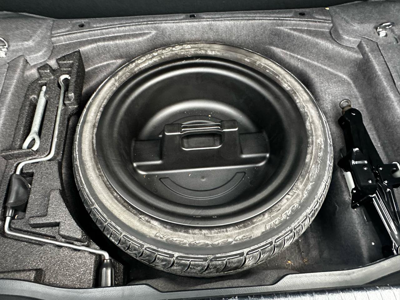 Used 2004 Lexus LS 430 w/ Premium Pkg RWD image 81