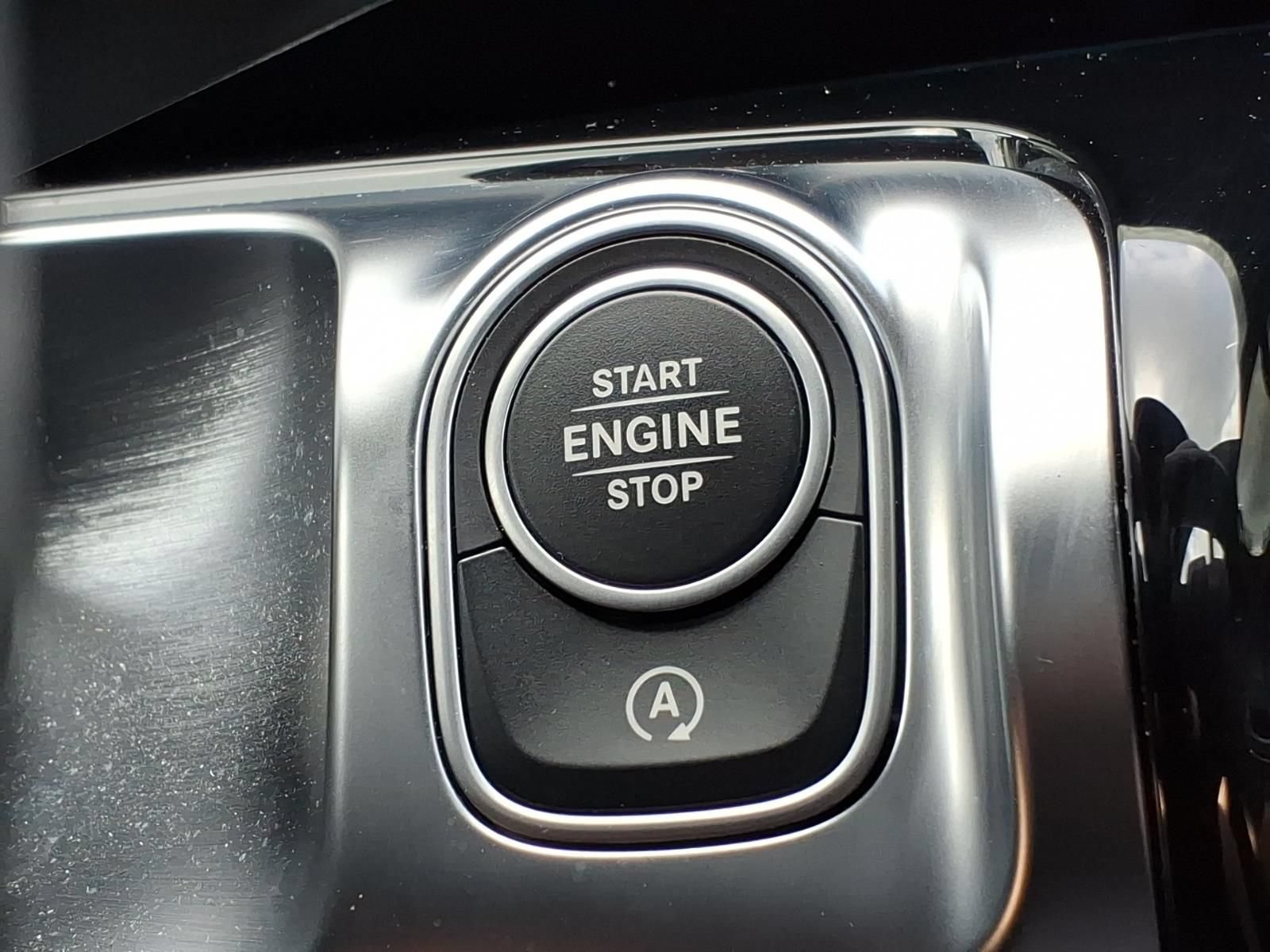 Certified 2025 Mercedes-Benz GLB 250 4MATIC image 22