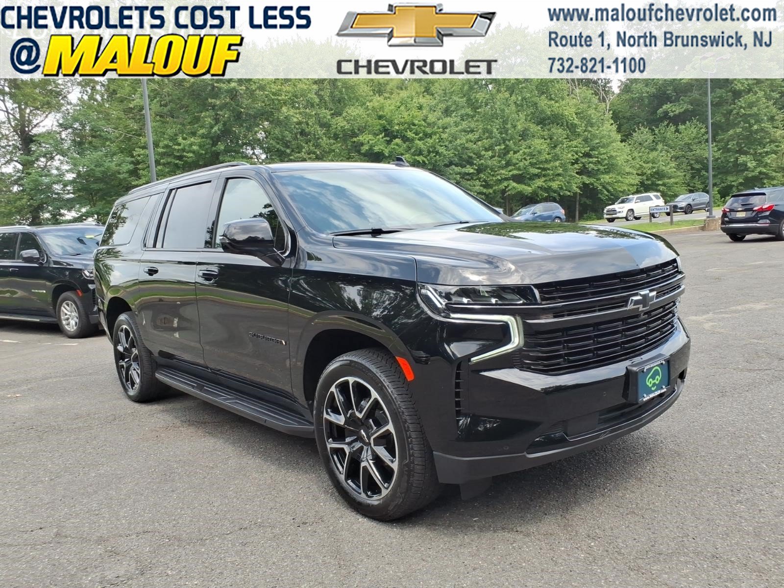 Certified 2024 Chevrolet Suburban RST w/ Luxury Package AWD/4WD image 1