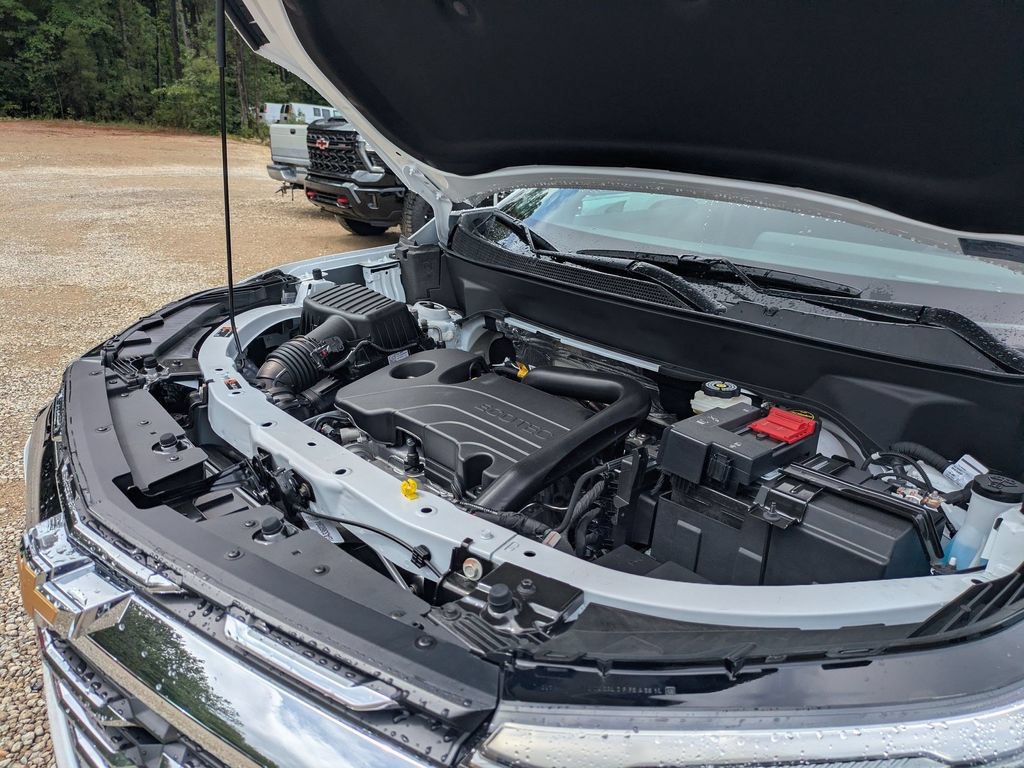 New 2026 Chevrolet Equinox LT w/ Safety and Technology Package FWD image 38
