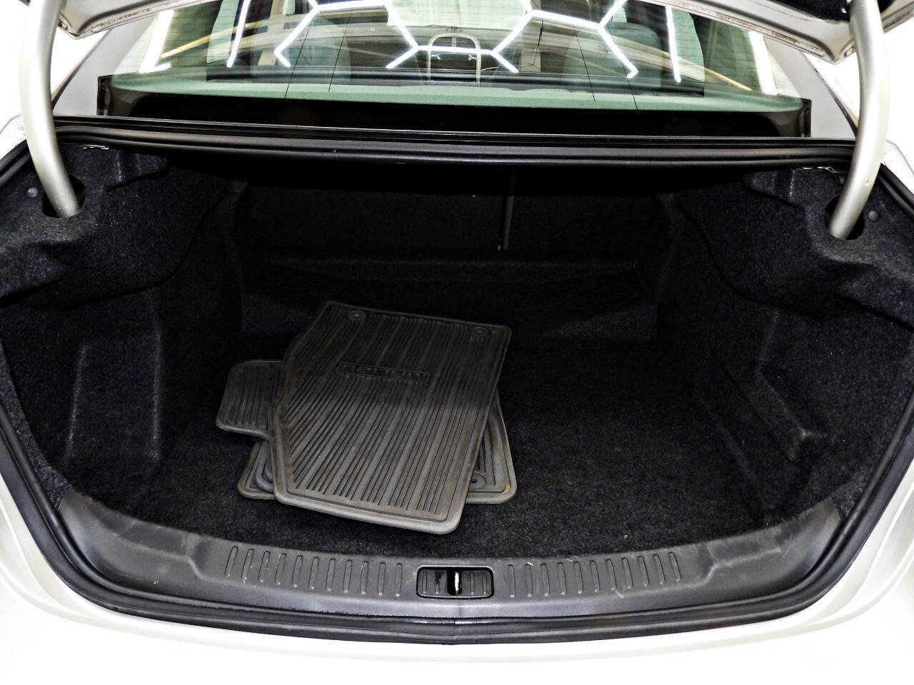 Used 2013 Chevrolet Malibu LS image 14