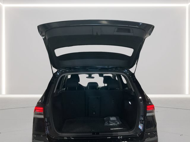 New 2026 Volkswagen Taos SE AWD/4WD image 31