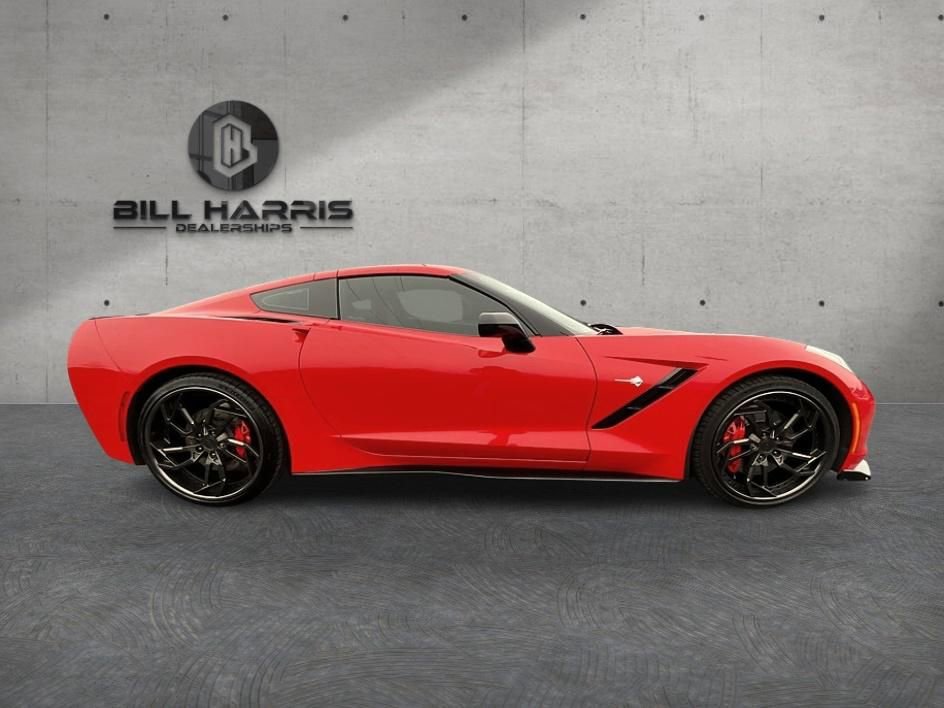 Used 2014 Chevrolet Corvette Stingray Coupe w/ 2LT Preferred Equipment Group image 5