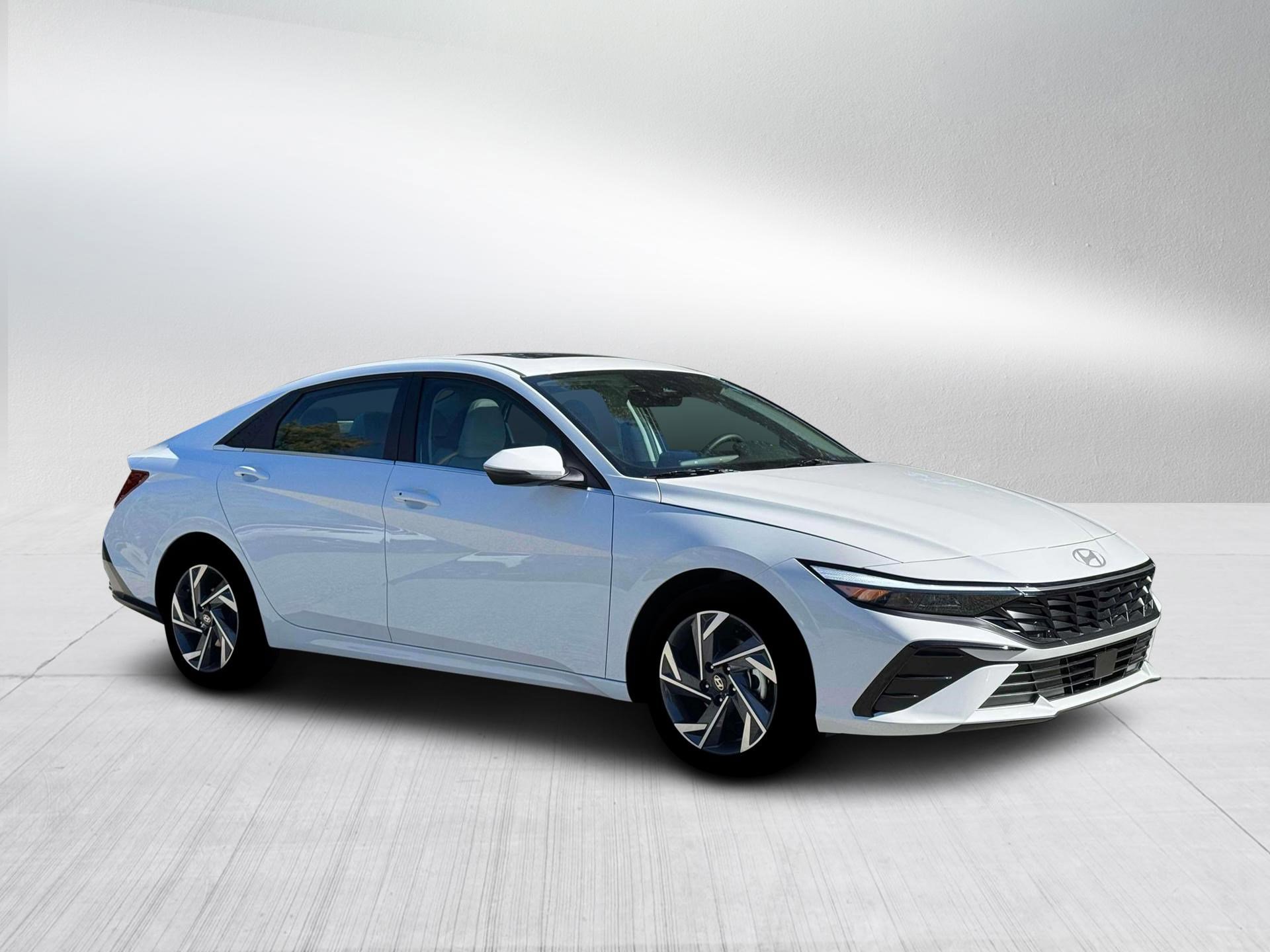 New 2026 Hyundai Elantra Limited image 10