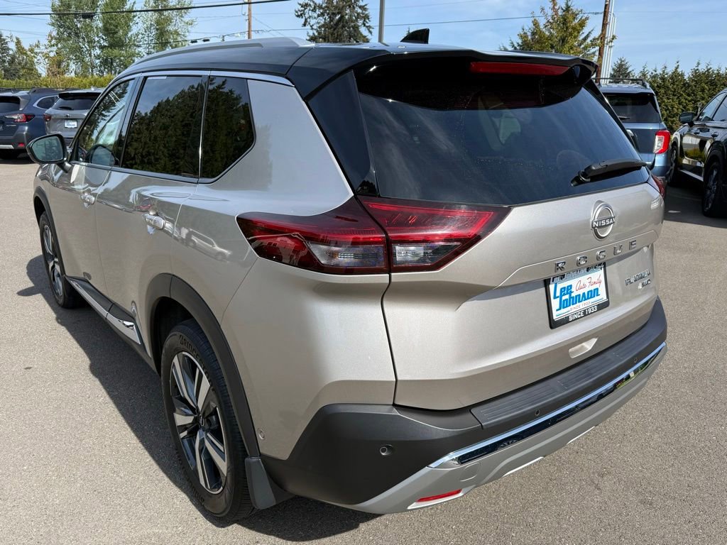 Used 2023 Nissan Rogue Platinum w/ Platinum Premium Package AWD/4WD image 2