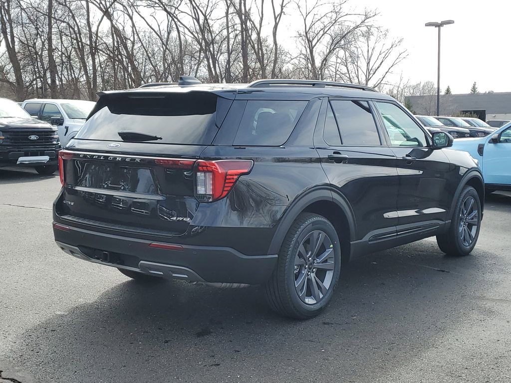 New 2026 Ford Explorer Active image 4