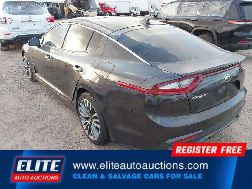 Used 2019 Kia Stinger Premium image 5