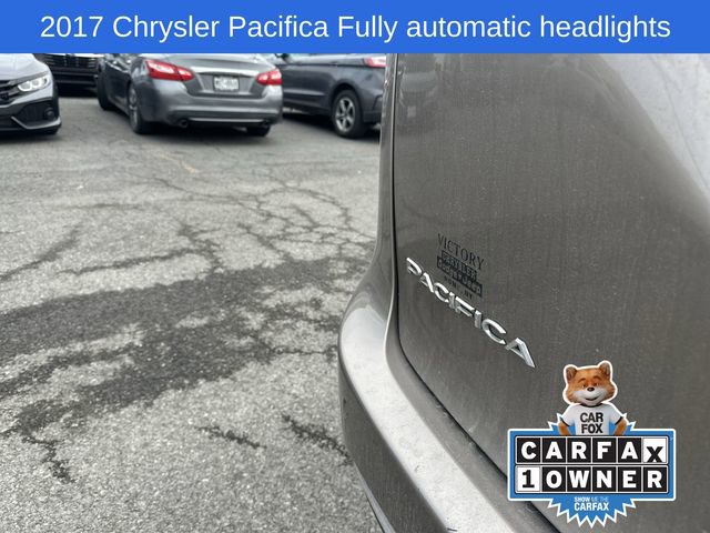 Used 2017 Chrysler Pacifica Touring-L Plus w/ Tire & Wheel Group image 31
