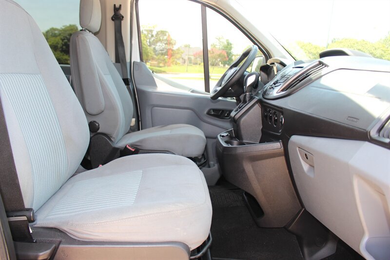 Used 2019 Ford Transit 350 XLT RWD image 22