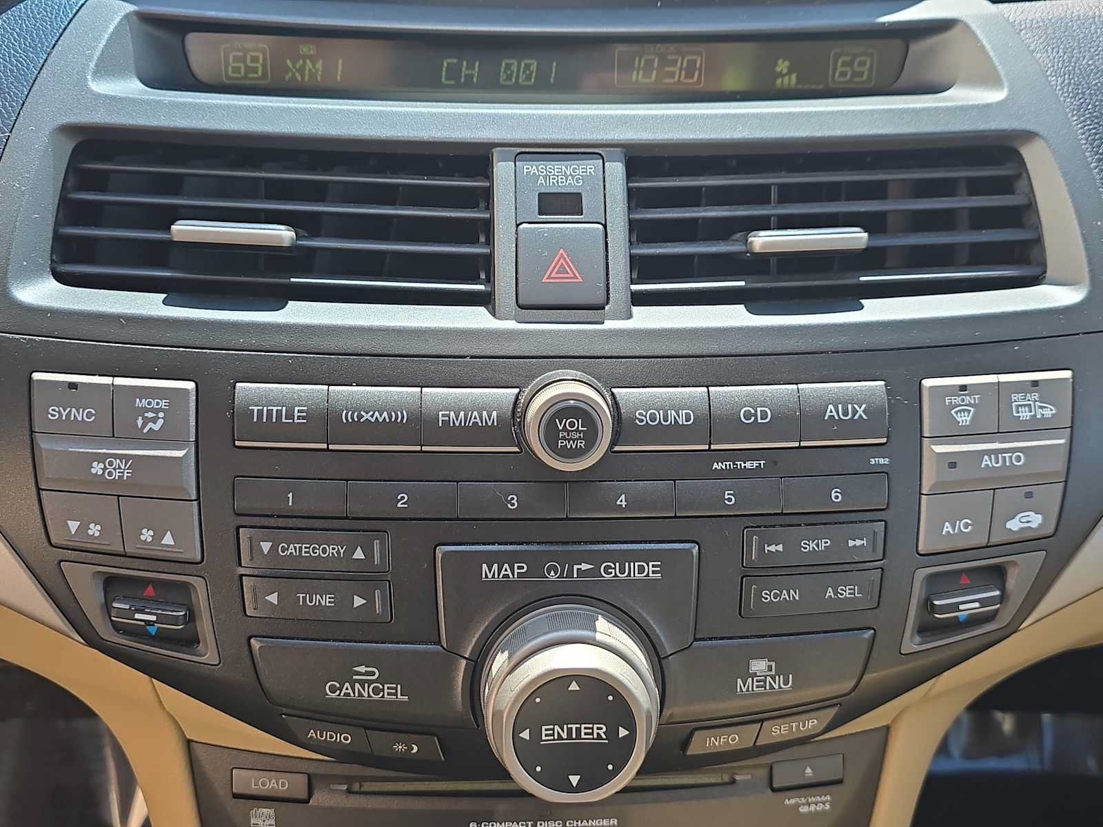 Used 2011 Honda Accord EX-L image 16