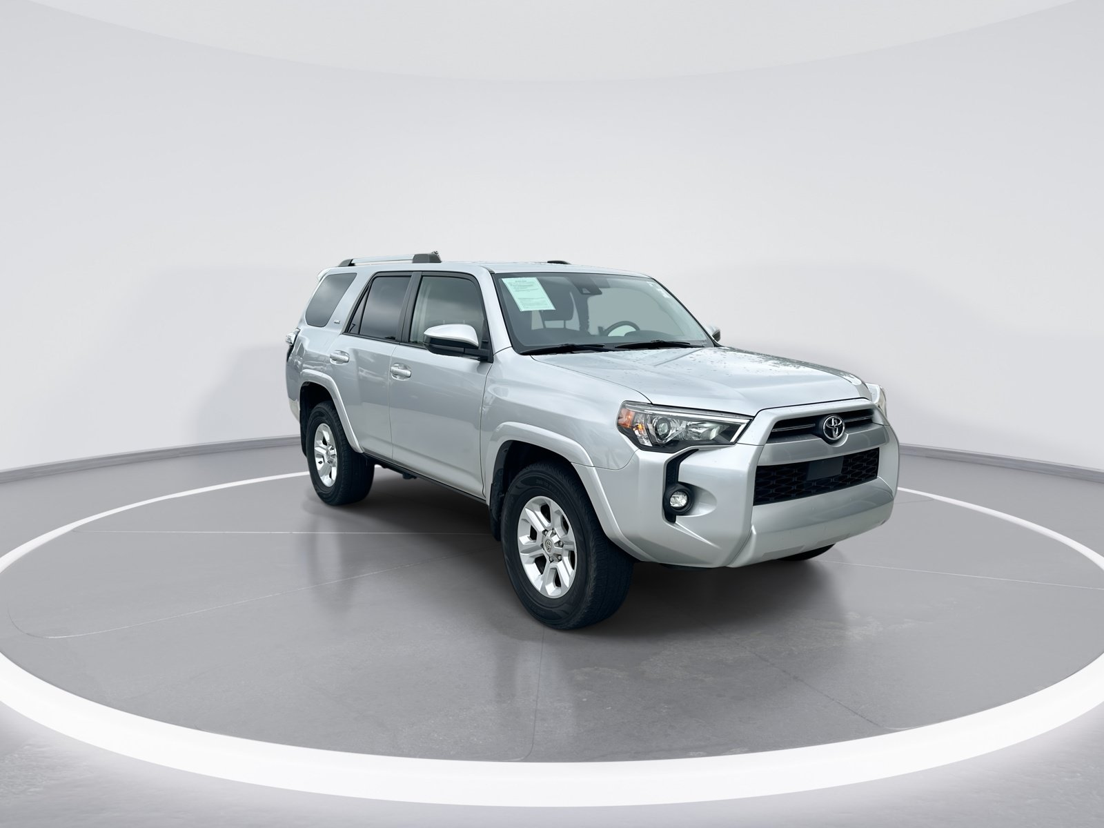 Used 2021 Toyota 4Runner SR5 RWD image 2