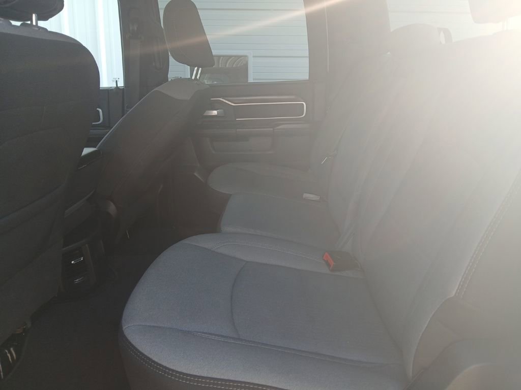 Used 2024 RAM 3500 Big Horn image 41