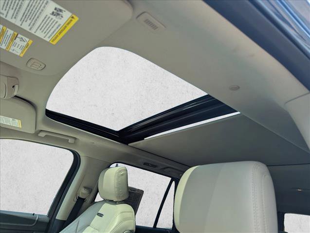 Used 2019 Ford Expedition Platinum RWD image 15