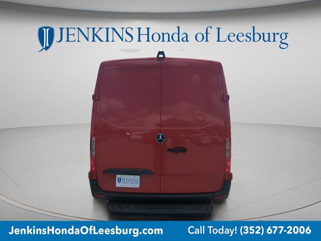 Used 2024 Mercedes-Benz Sprinter 2500 image 5