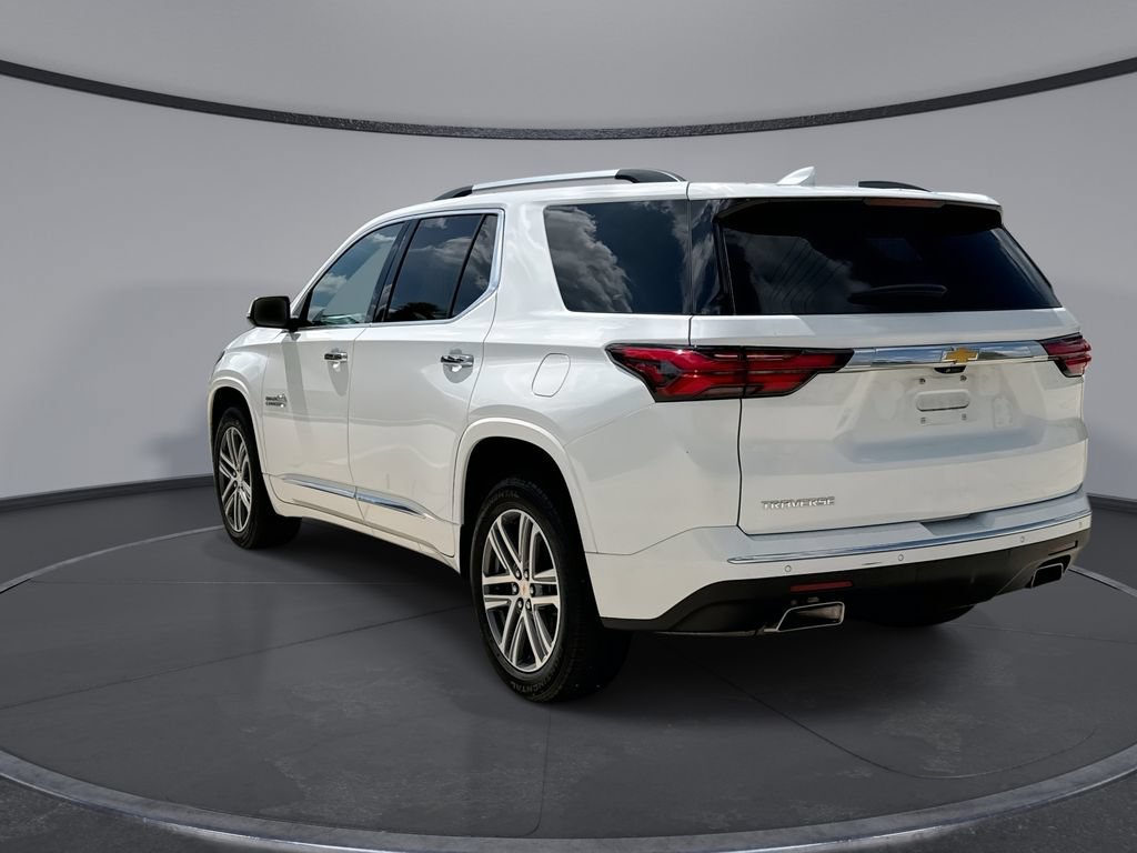 Used 2023 Chevrolet Traverse High Country FWD image 10