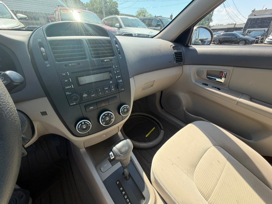 Used 2008 Kia Spectra EX FWD image 10