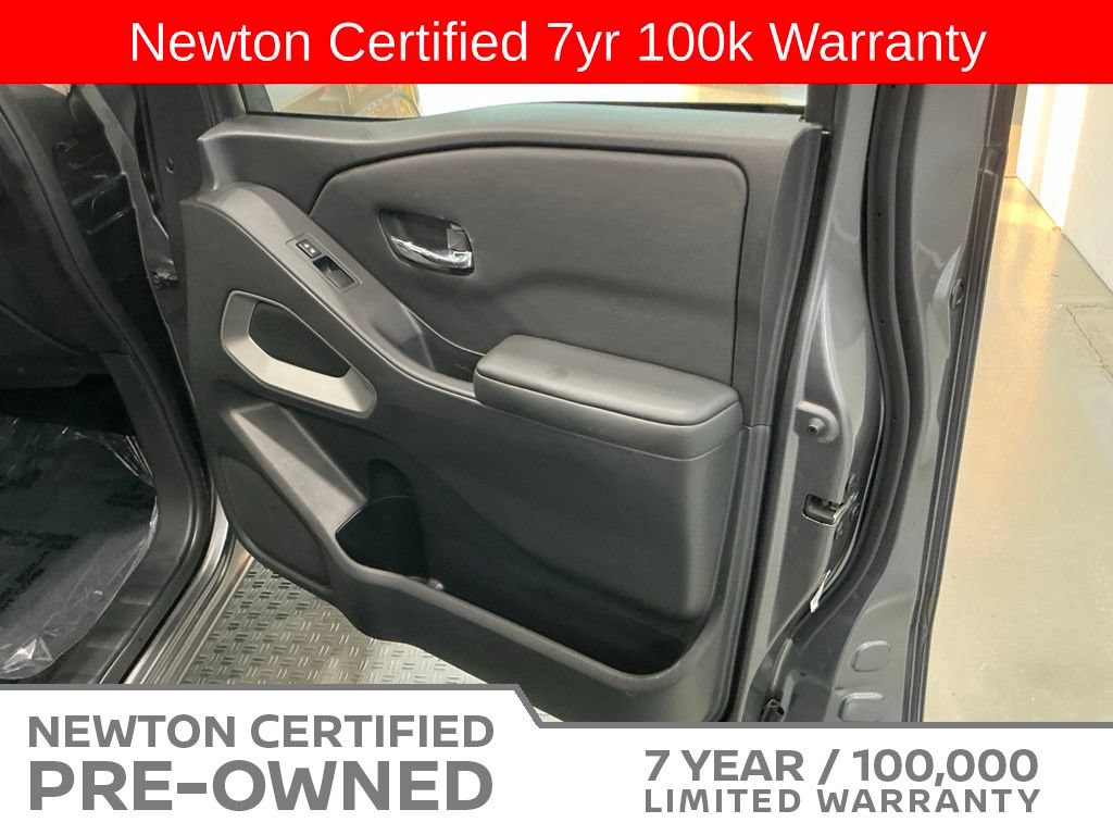 Used 2023 Nissan Frontier SV w/ Tow Package AWD/4WD image 37