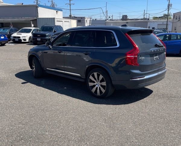 Used 2024 Volvo XC90 T8 Ultimate AWD/4WD image 4