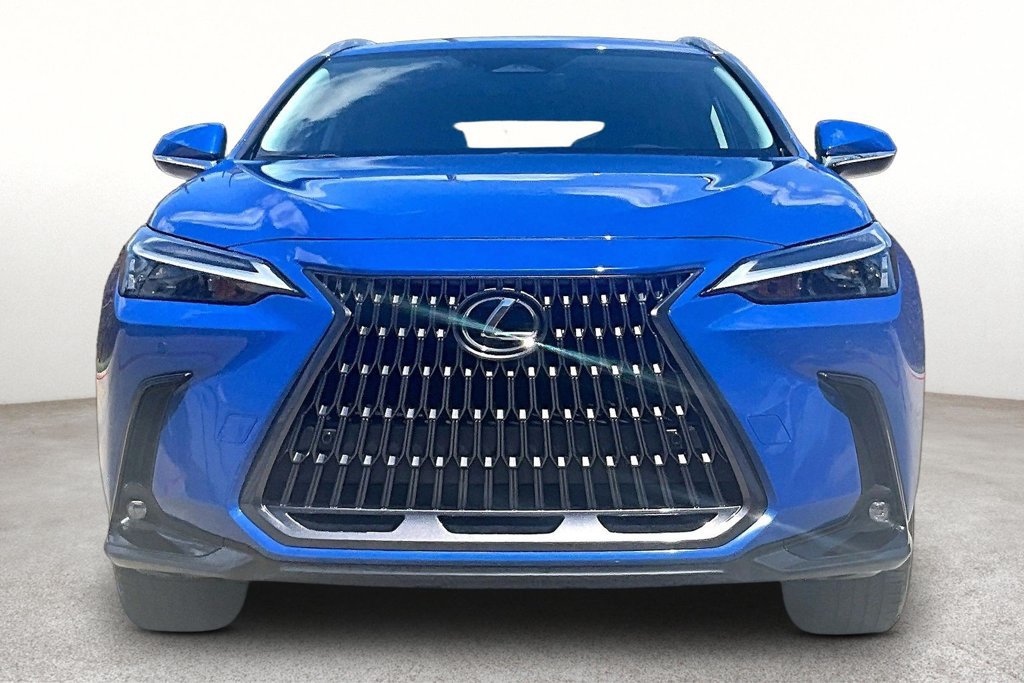 Used 2025 Lexus NX 250 FWD w/ Towing Package (2000 Lbs) image 4