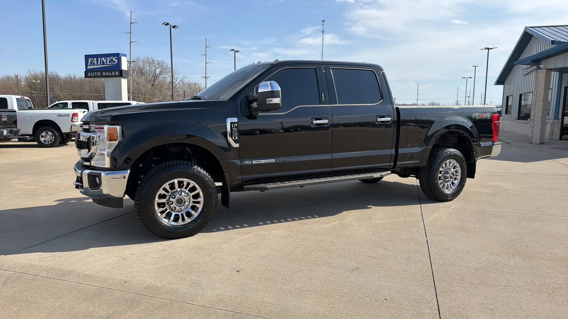 Used 2020 Ford F350 XLT w/ XLT Premium Package AWD/4WD image 6