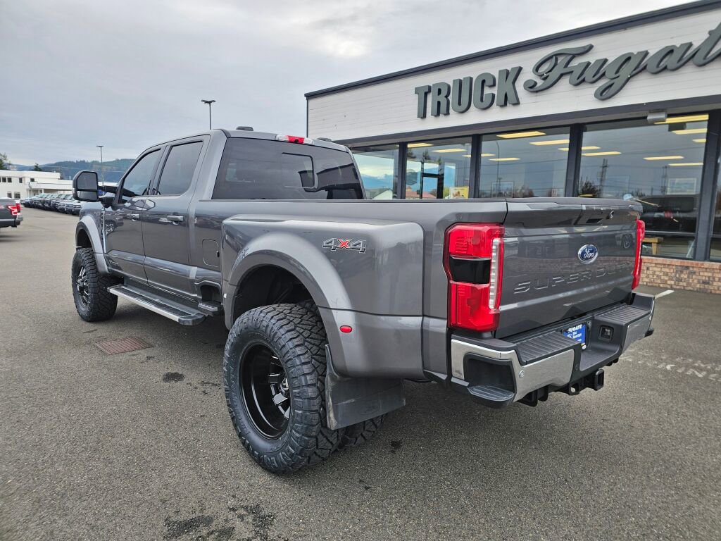 Certified 2023 Ford F450 Lariat w/ Camper Package image 8