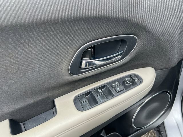 Used 2022 Honda HR-V EX image 32