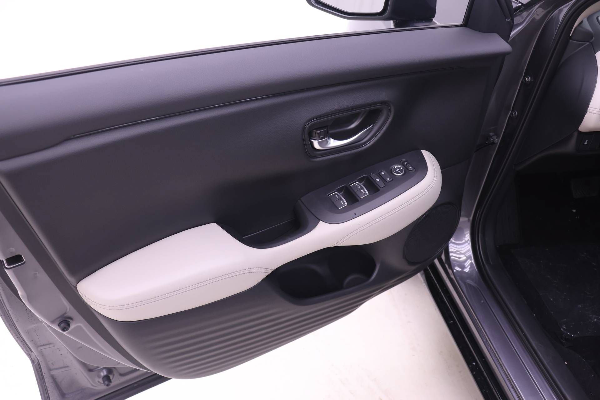 New 2027 Honda HR-V EX-L image 11