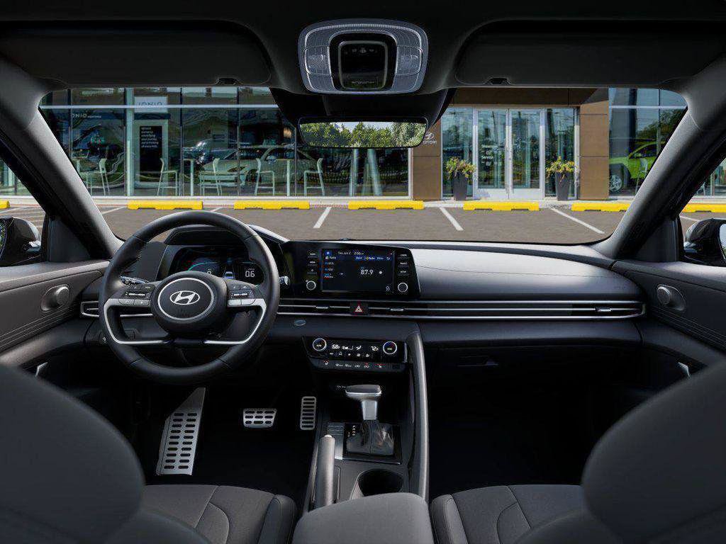 New 2026 Hyundai Elantra SEL Sport FWD image 11