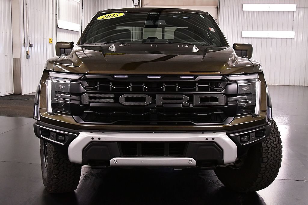 Used 2025 Ford F150 Raptor AWD/4WD image 2