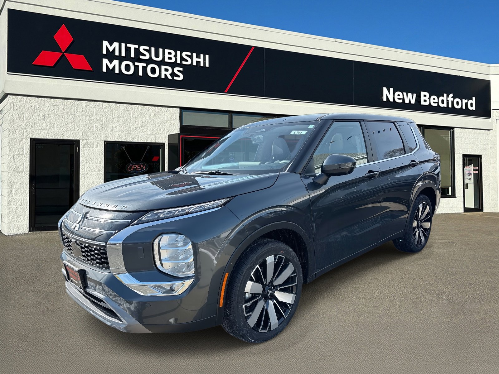 New 2026 Mitsubishi Outlander SE video 1