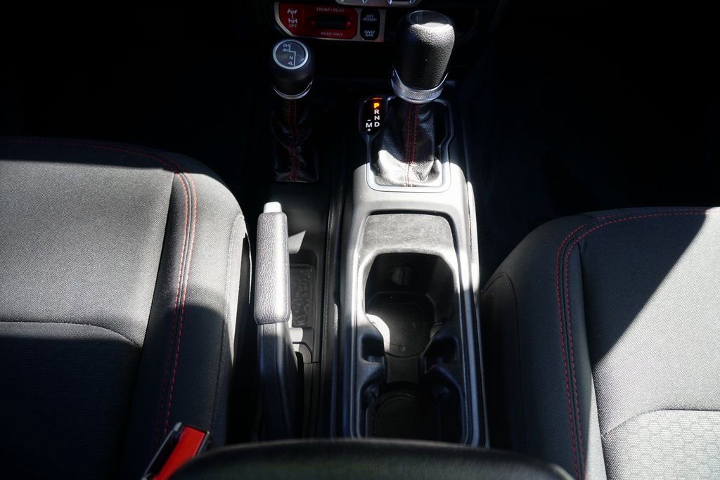 Used 2022 Jeep Wrangler Unlimited Rubicon w/ LED Lighting Group image 17