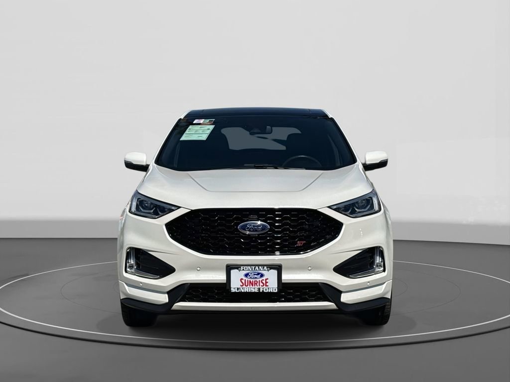 Certified 2024 Ford Edge ST w/ Equipment Group 401A image 3