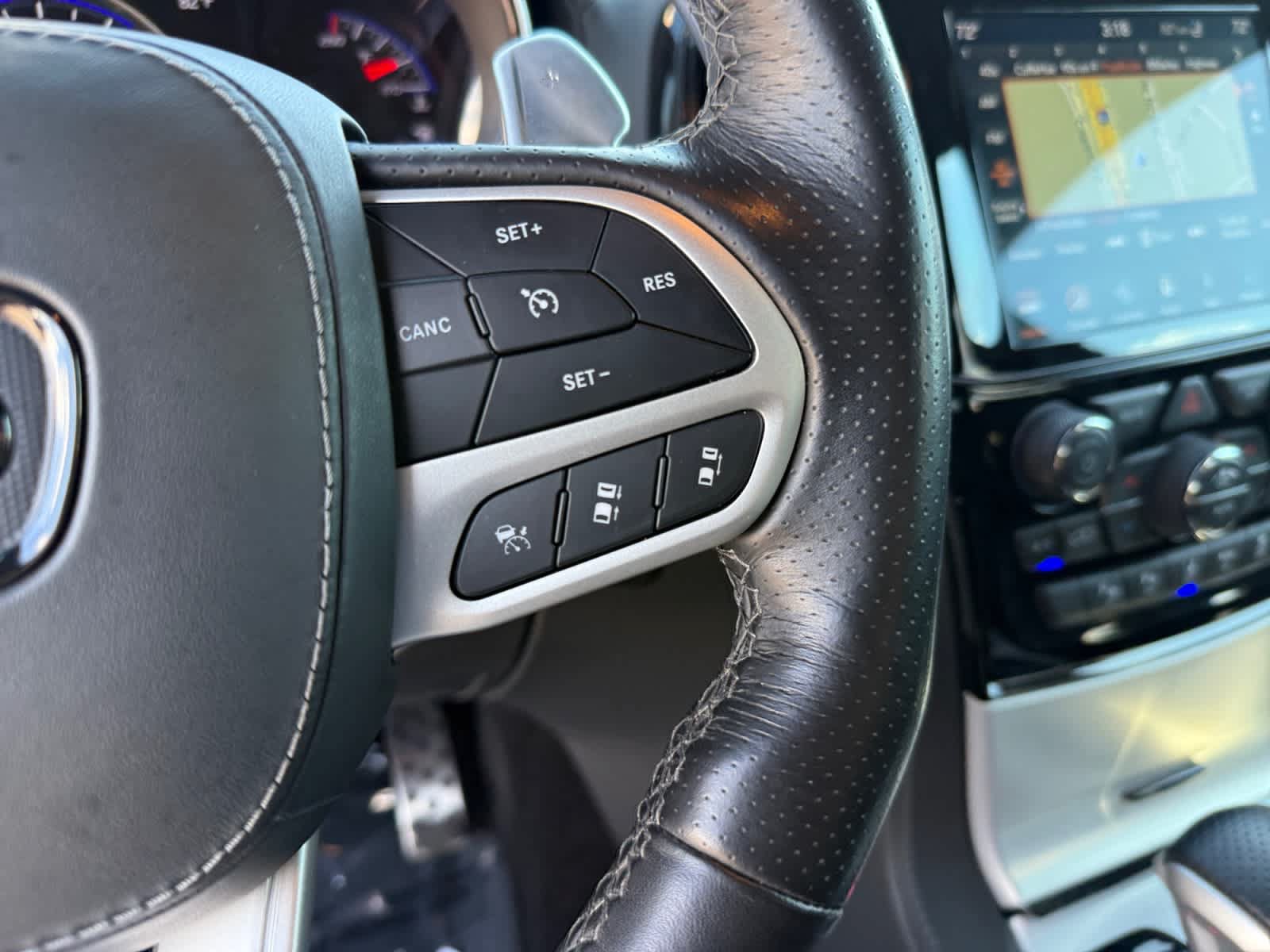 Used 2021 Jeep Grand Cherokee Trackhawk AWD/4WD image 25