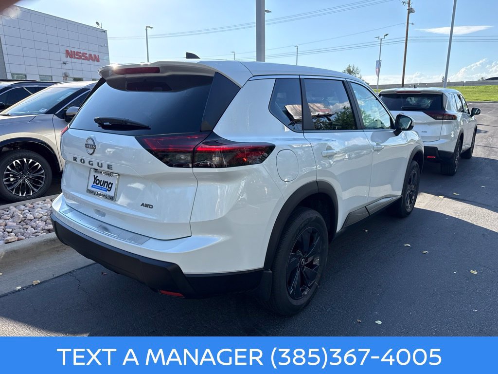 New 2026 Nissan Rogue SV AWD/4WD image 3