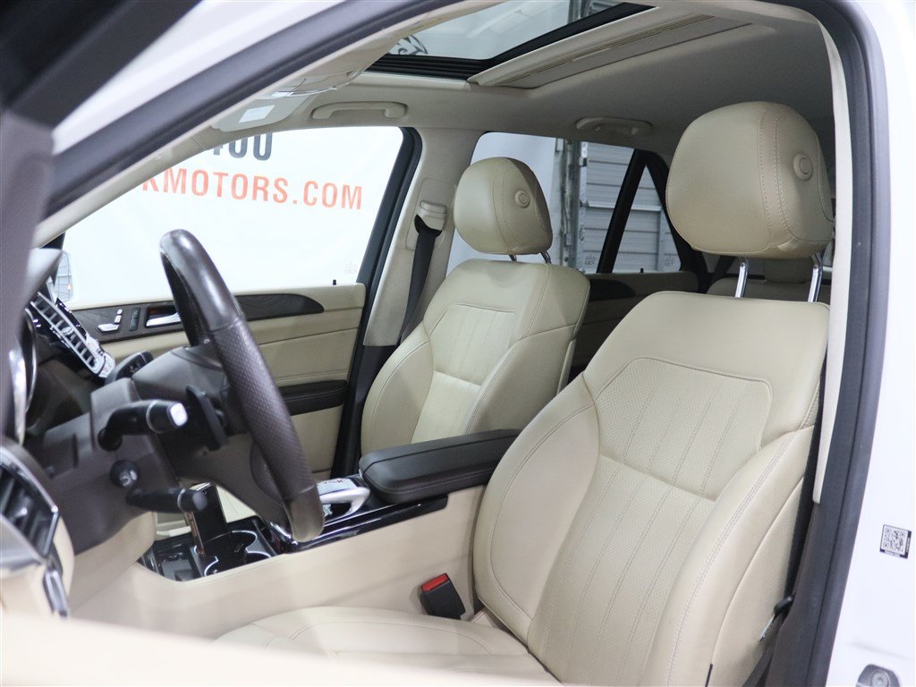 Used 2019 Mercedes-Benz GLE 400 4MATIC image 13