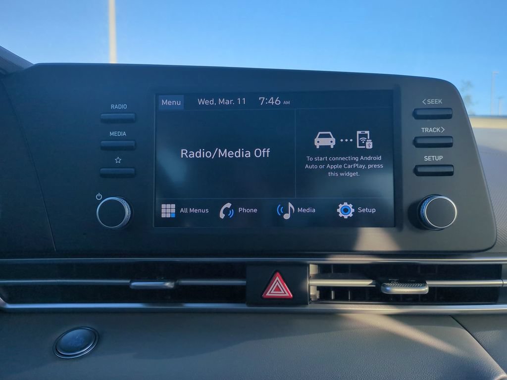 New 2026 Hyundai Elantra Sport FWD image 19