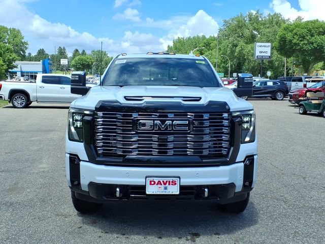 New 2026 GMC Sierra 3500 Denali Ultimate AWD/4WD image 9