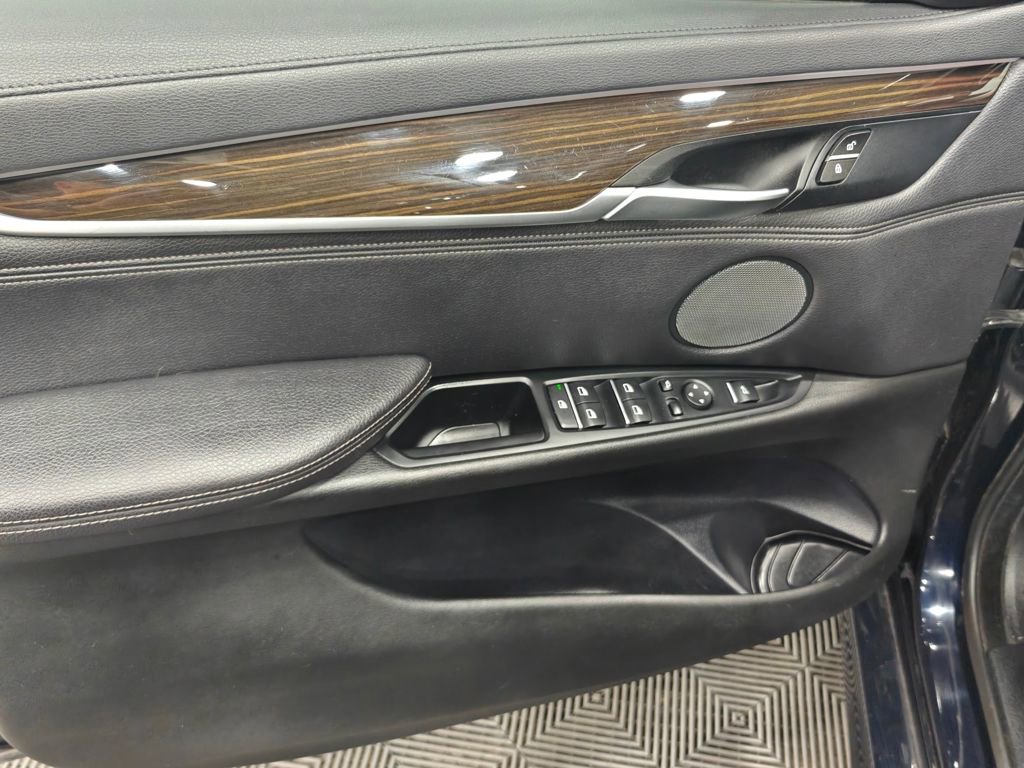 Used 2019 BMW X6 xDrive35i w/ M Sport Package AWD/4WD image 54