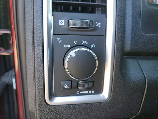 Used 2024 RAM 1500 Classic SLT AWD/4WD image 22