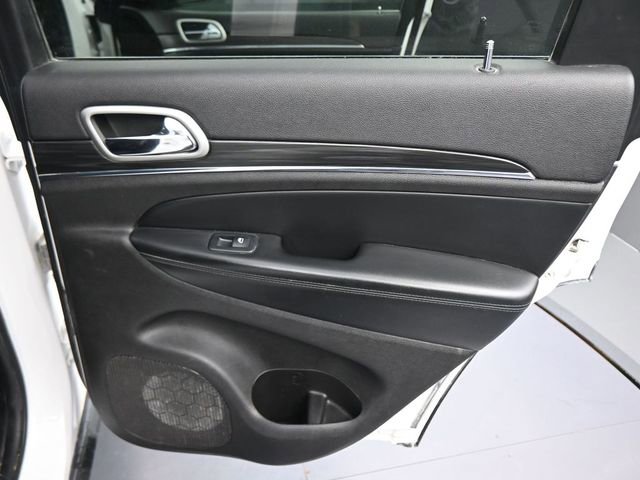 Used 2021 Jeep Grand Cherokee Limited AWD/4WD image 24