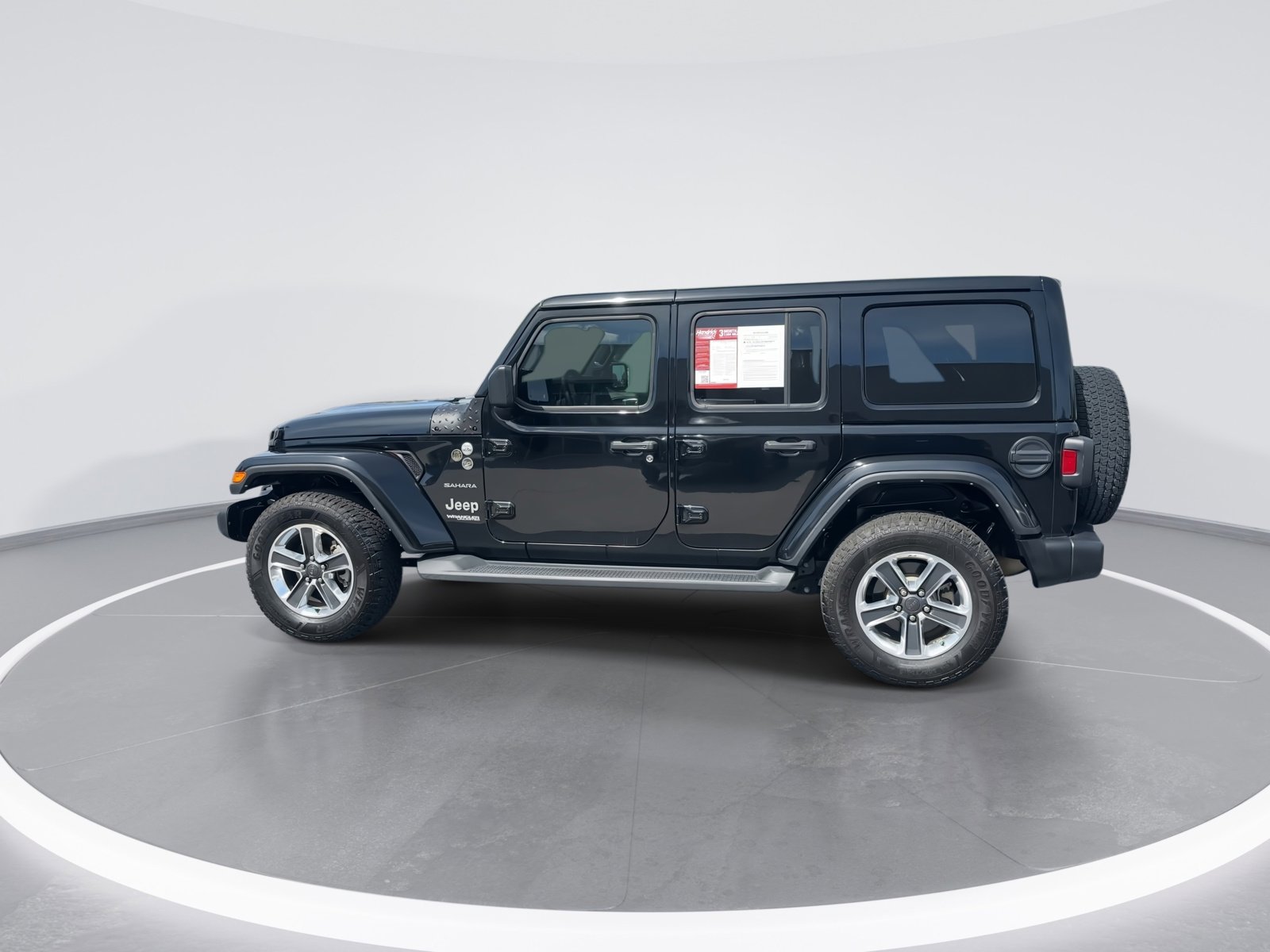 Used 2022 Jeep Wrangler Unlimited Sahara AWD/4WD image 6