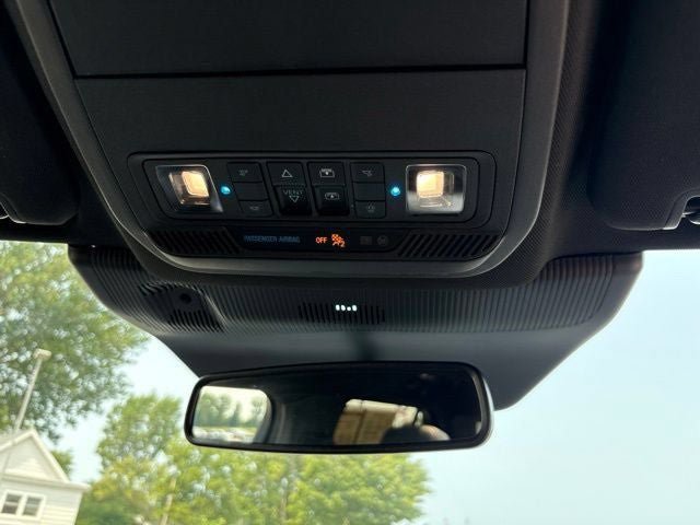 Used 2025 Ford Explorer ST AWD/4WD image 7