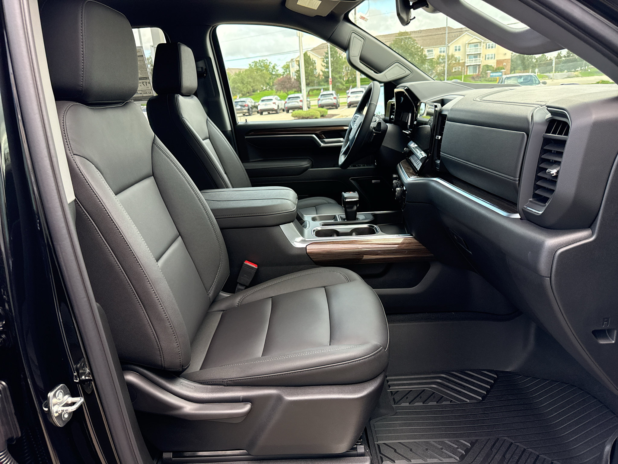 New 2026 Chevrolet Silverado 1500 RST w/ RST All Star Premium Package AWD/4WD image 43