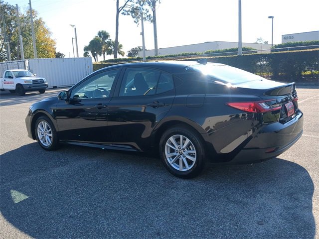 Certified 2025 Toyota Camry LE image 6